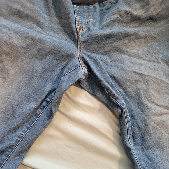 18 Short Old Navy Maternity Skinny Full Panel Jeans - Picture 5 of 9